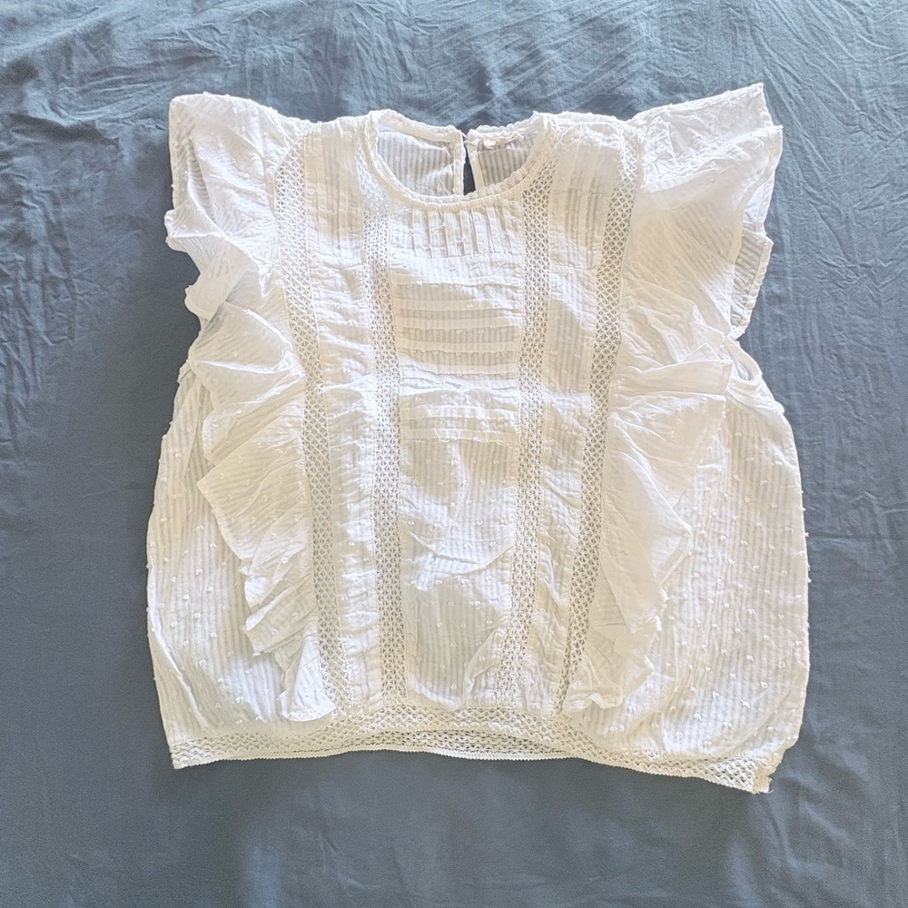 Elegant White Ruffled Women's Top
